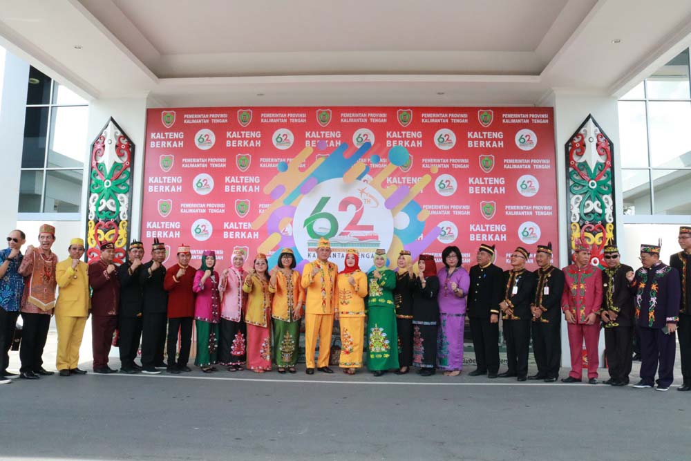 Upacara Peringatan HUT Kalimantan Tengah ke 62 tahun